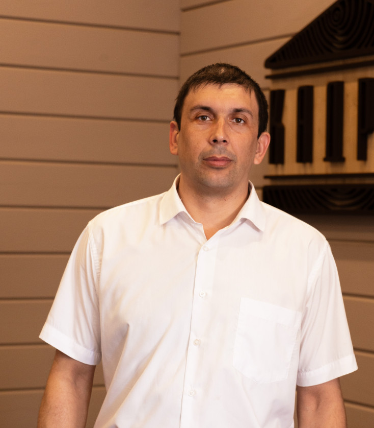 Денис Саликов