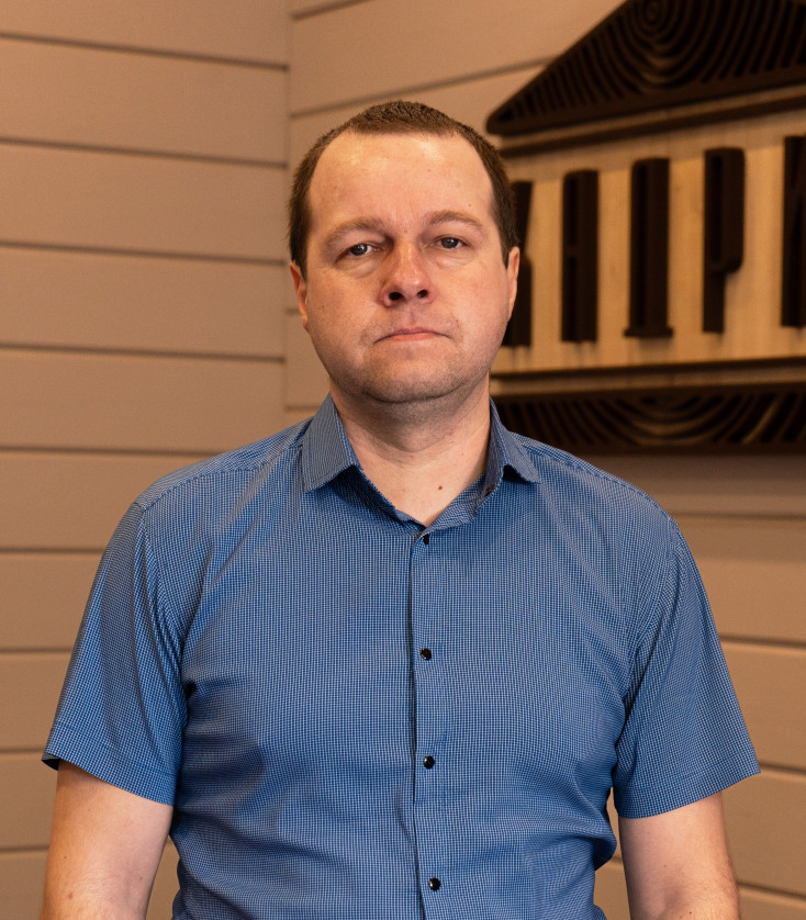 Максим Овчинников